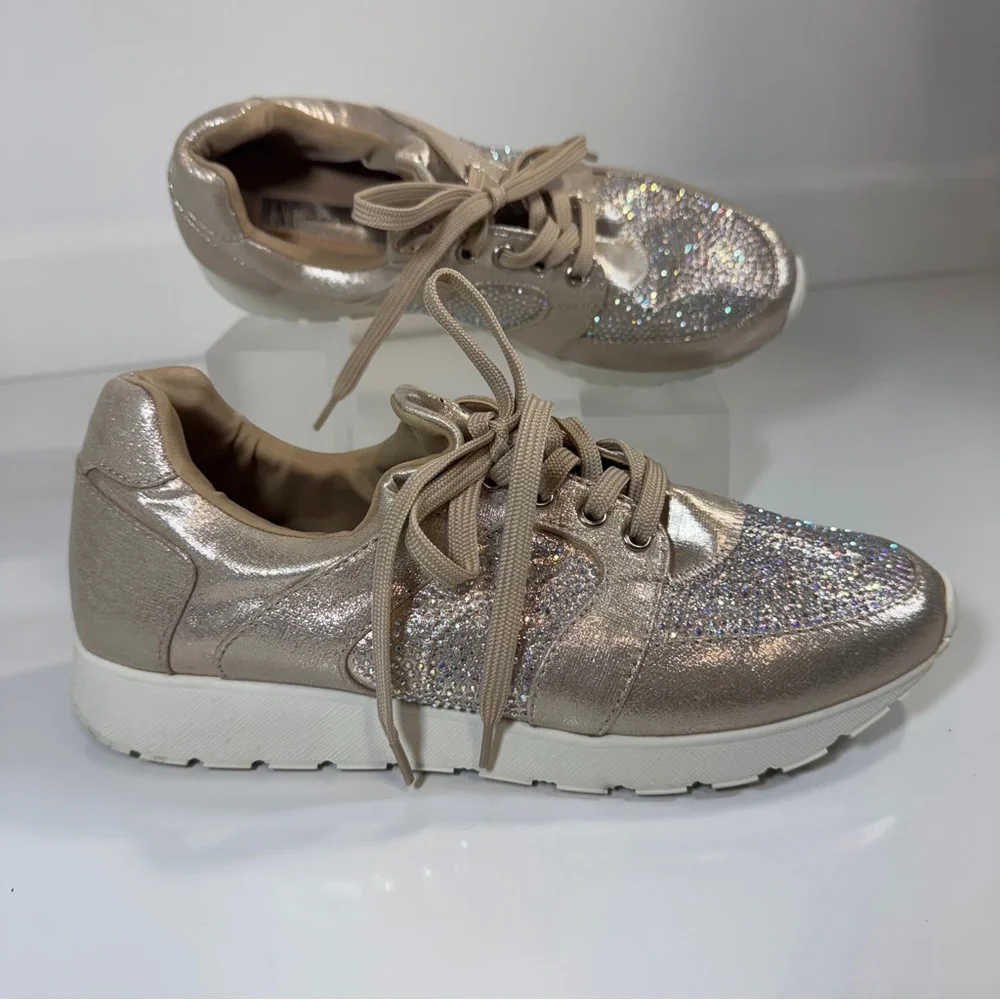 INC International Concepts‎ Pakiss Embellished Sneakers Size 8.5